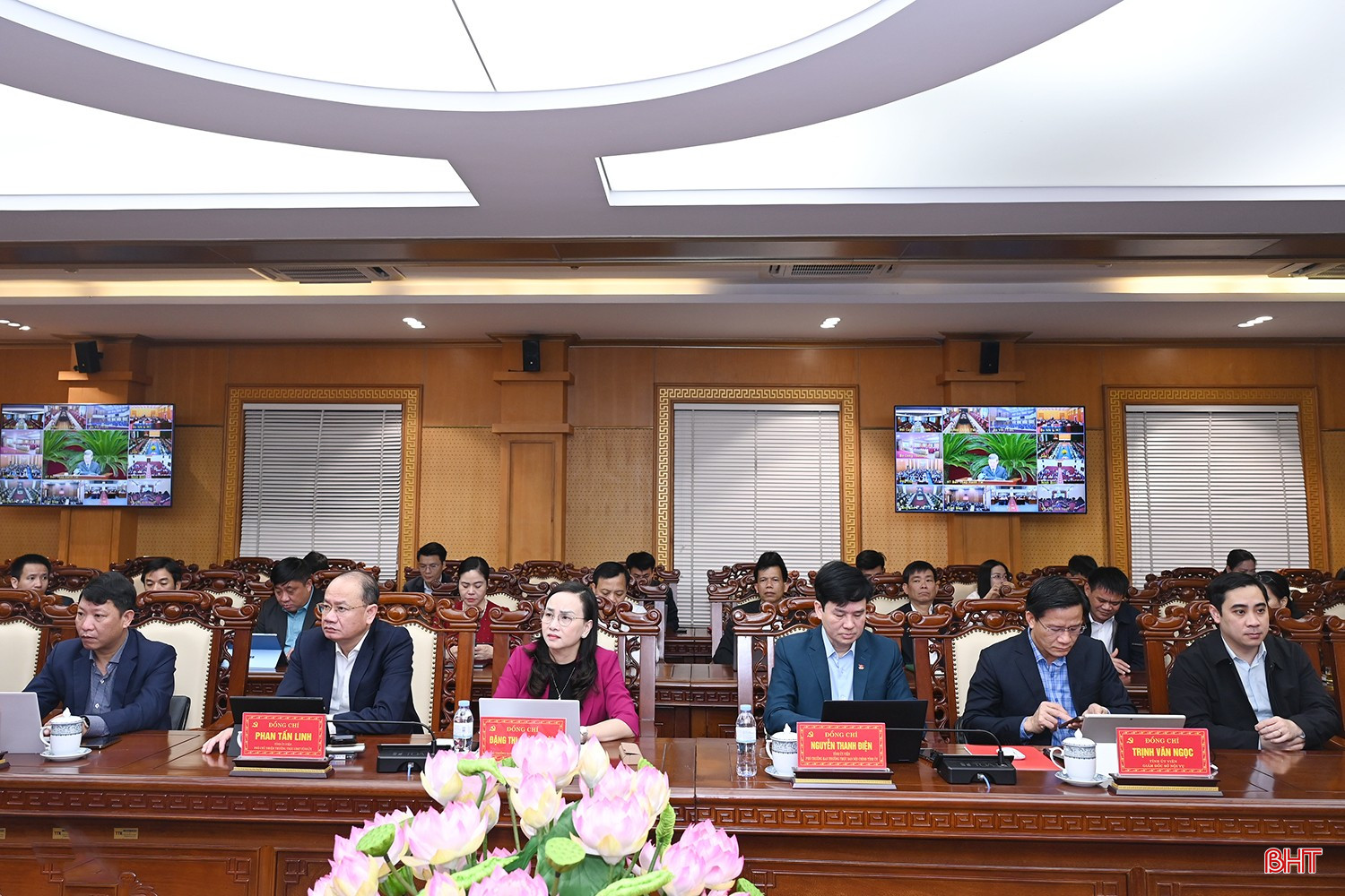 Đại biểu điểm cầu tỉnh.