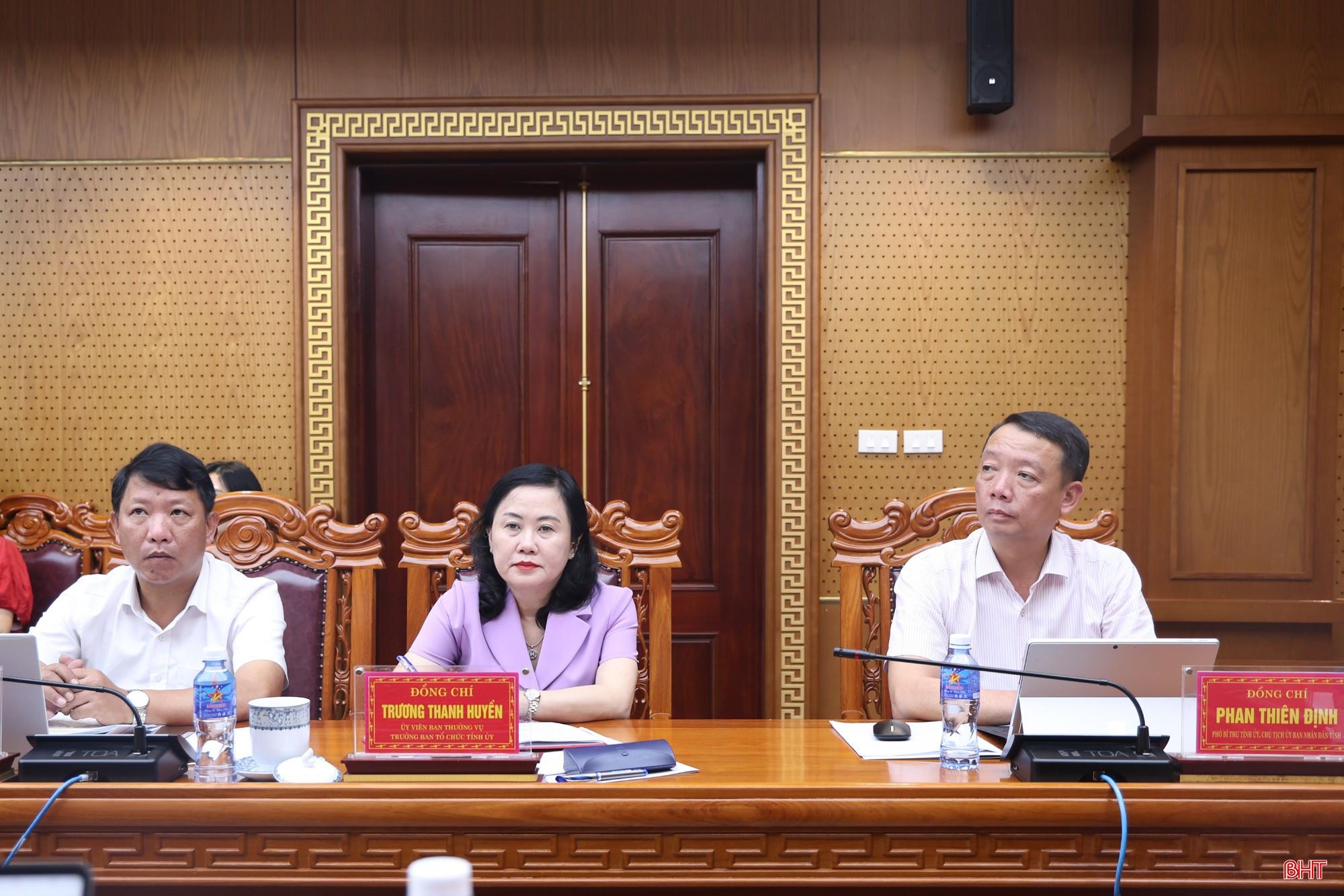 Chủ tịch UBND tỉnh Phan Thiên Định và đại biểu dự buổi làm việc. bqbht_br_chu-tich-va-db.jpg