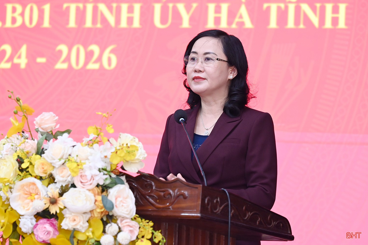 Trưởng ban Tổ chức Tỉnh ủy Trương Thanh Huyền ph&aacute;t biểu tại lễ bế giảng.