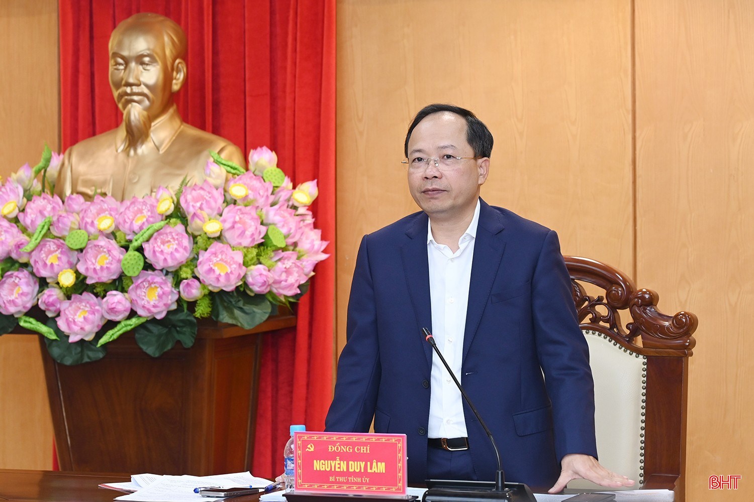 Bí thư Tỉnh ủy Nguyễn Duy Lâm phát biểu kết luận cuộc họp. bqbht_br_dsc-d4242.jpg