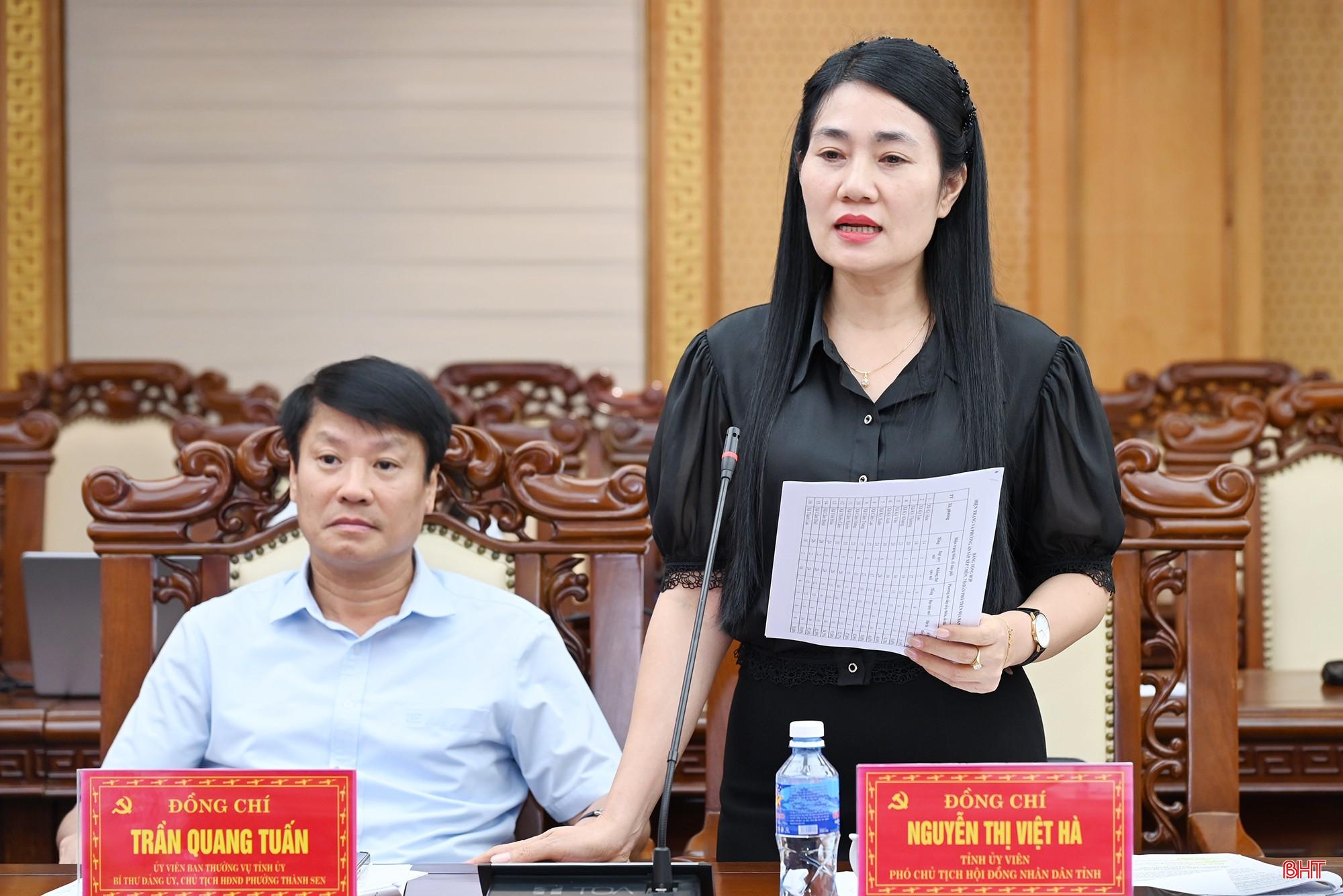 Phó Chủ tịch HĐND tỉnh Nguyễn Thị Việt Hà phát biểu tại cuộc họp. Phó Chủ tịch HĐND tỉnh Nguyễn Thị Việt Hà phát biểu tại cuộc họp.
