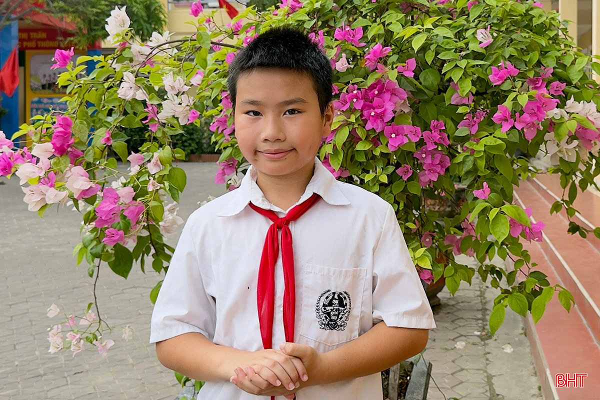 Em Trần Tuấn Khoa - Lớp 4A2, Trường Tiểu học 1 thị trấn Thạch Hà. bqbht_br_tran-tuan-khoa.jpg