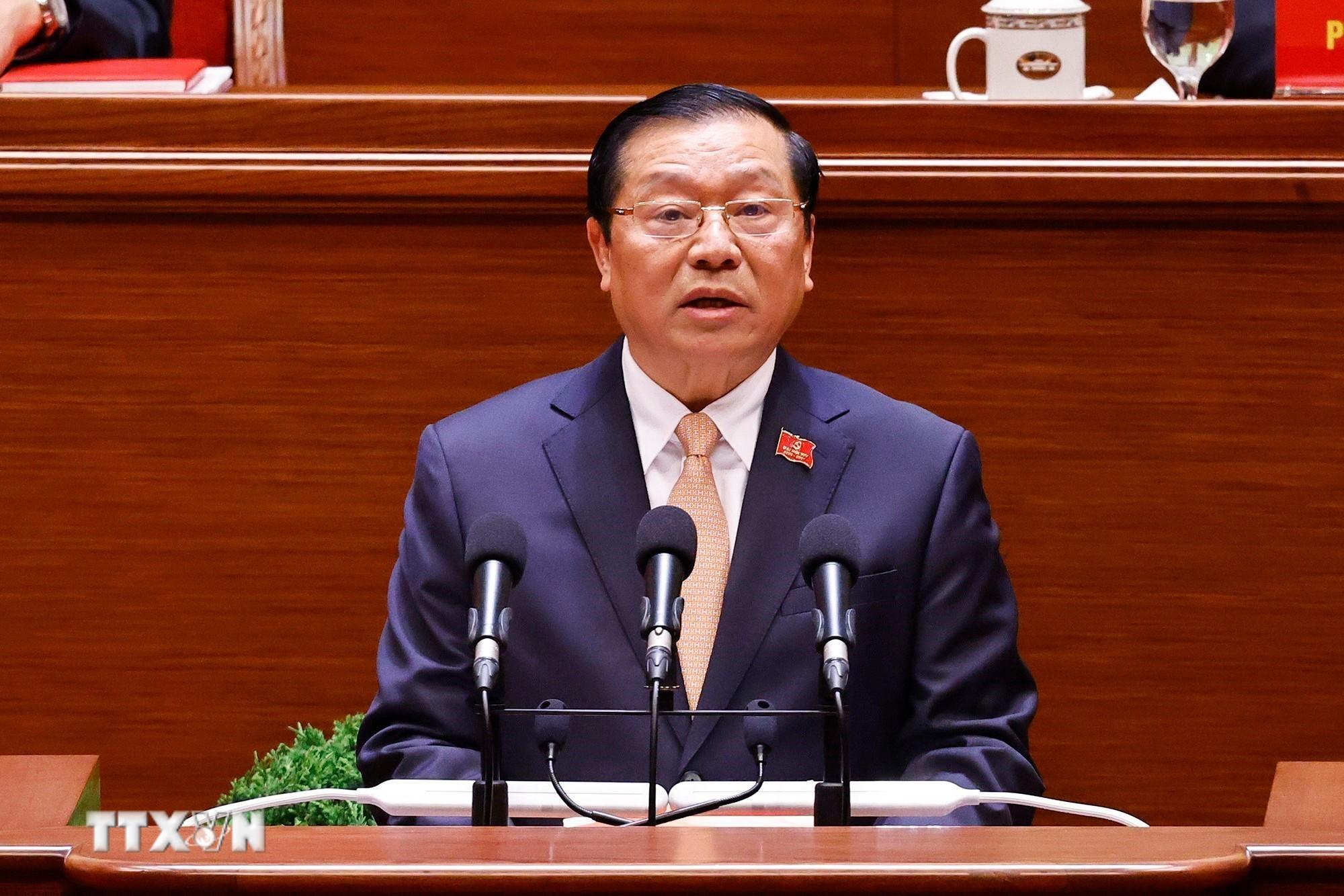 Đồng ch&iacute; Lại Xu&acirc;n M&ocirc;n, Ủy vi&ecirc;n Trung ương Đảng, B&iacute; thư Đảng ủy, Ph&oacute; Trưởng ban Thường trực Ban Tuy&ecirc;n gi&aacute;o v&agrave; D&acirc;n vận Trung ương, tham luận về vấn đề &ldquo;C&ocirc;ng t&aacute;c ch&iacute;nh trị, tư tưởng trong kỷ nguy&ecirc;n mới.&rdquo; (Ảnh: TTXVN)