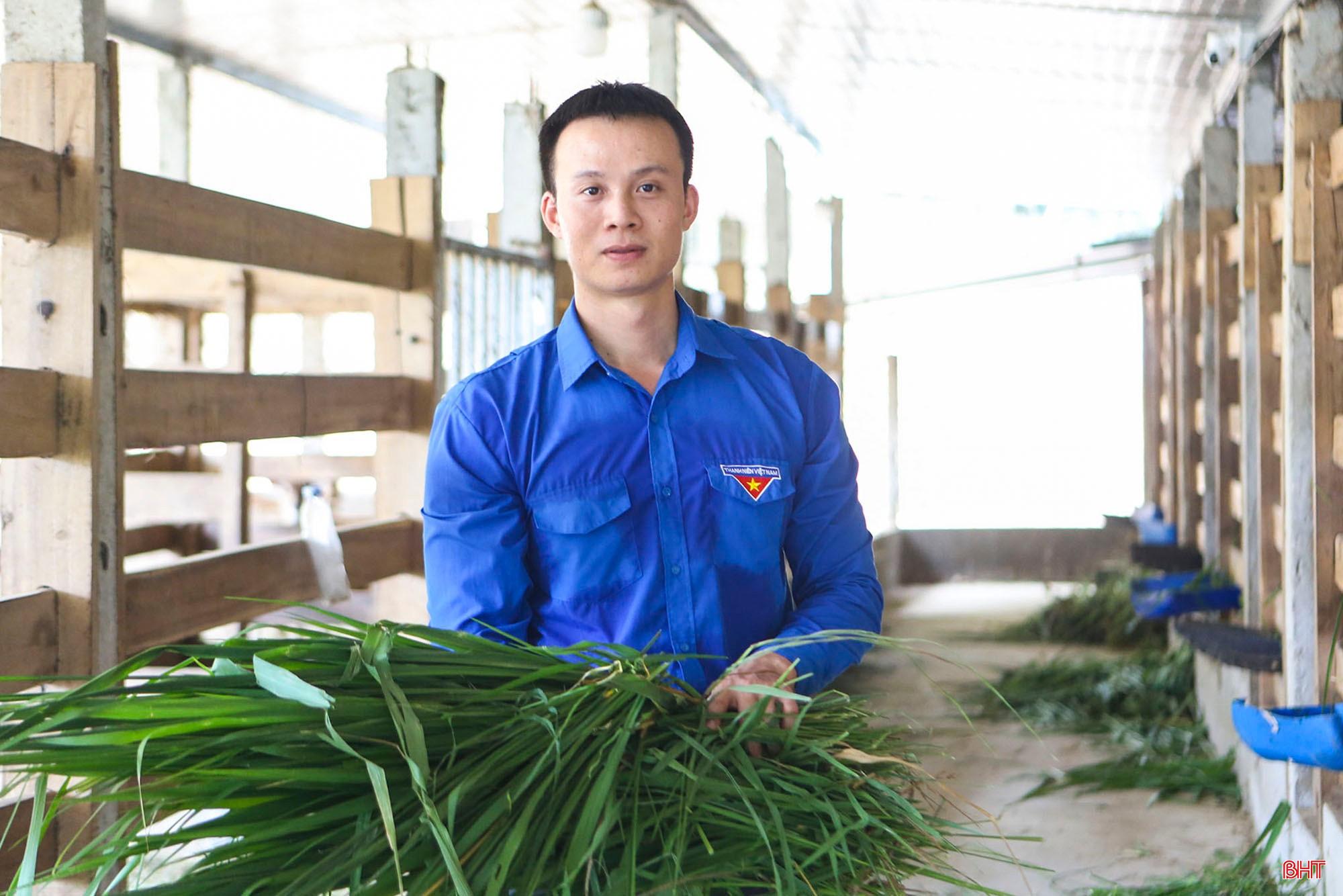Anh Nguyễn Hồng Tiệp - Bí thư Đoàn xã Sơn Giang. bqbht_br_b5a.jpg