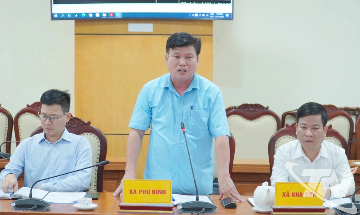 Đại diện các địa phương trao đổi tại buổi làm việc.