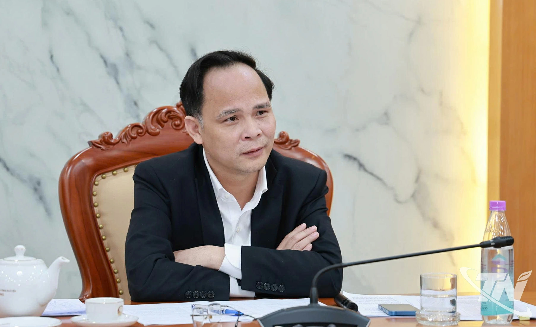 Đồng chí Nguyễn Linh, Ủy viên Ban Thường vụ Tỉnh ủy, Phó Chủ tịch UBND tỉnh phát biểu tại Hội nghị