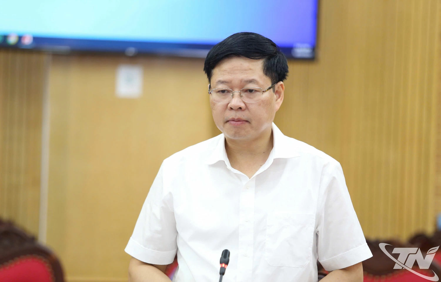 Các đồng chí Thường trực Tỉnh ủy phát biểu tại Hội nghị.