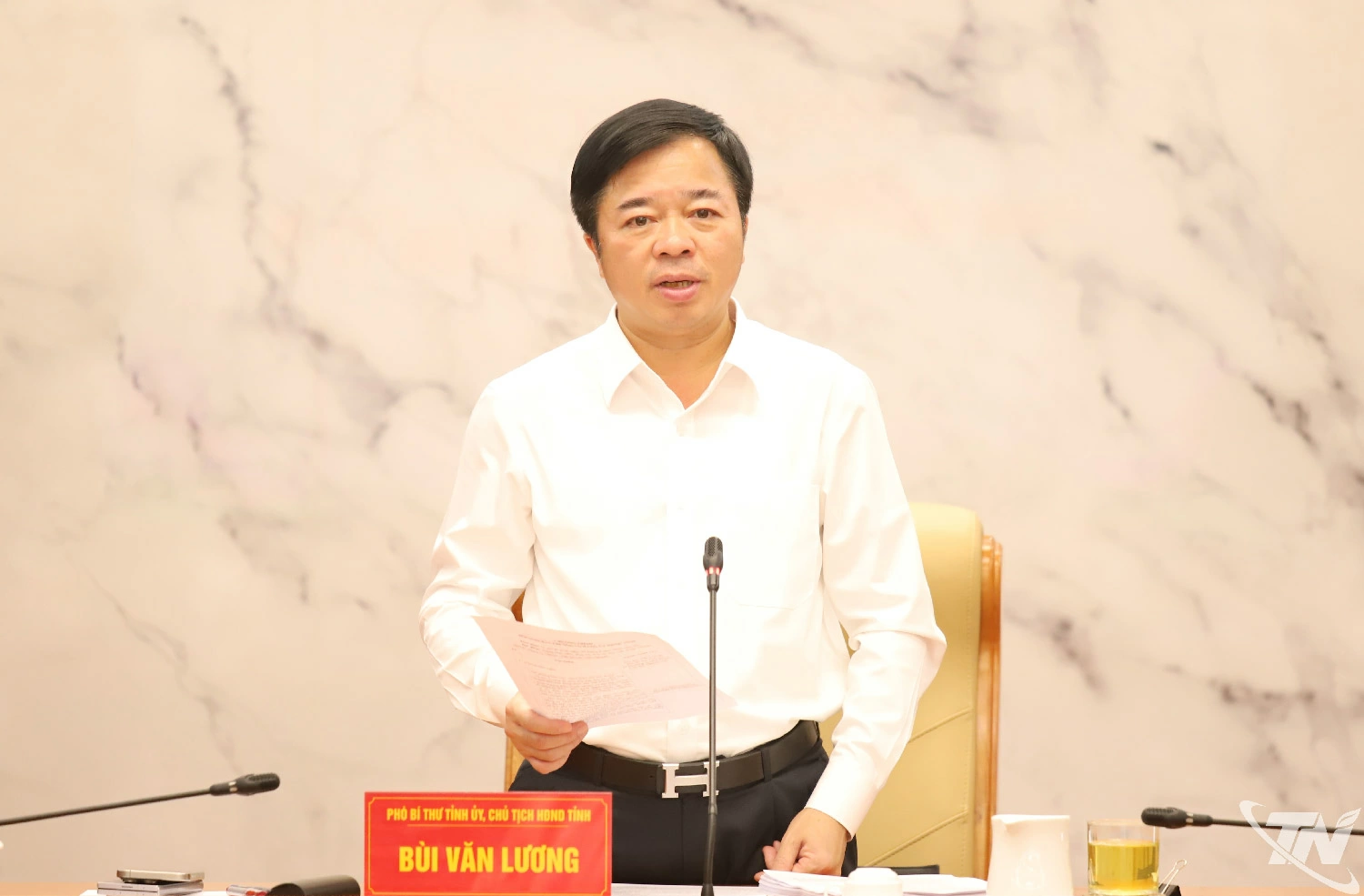 Đồng chí Bùi Văn Lương kết luận tại Hội nghị.