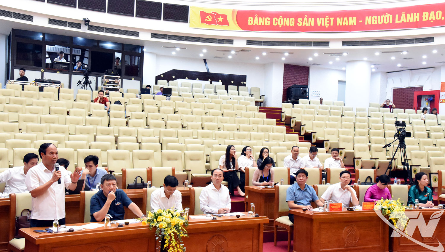 Các đơn vị báo cáo tại buổi tổng duyệt.