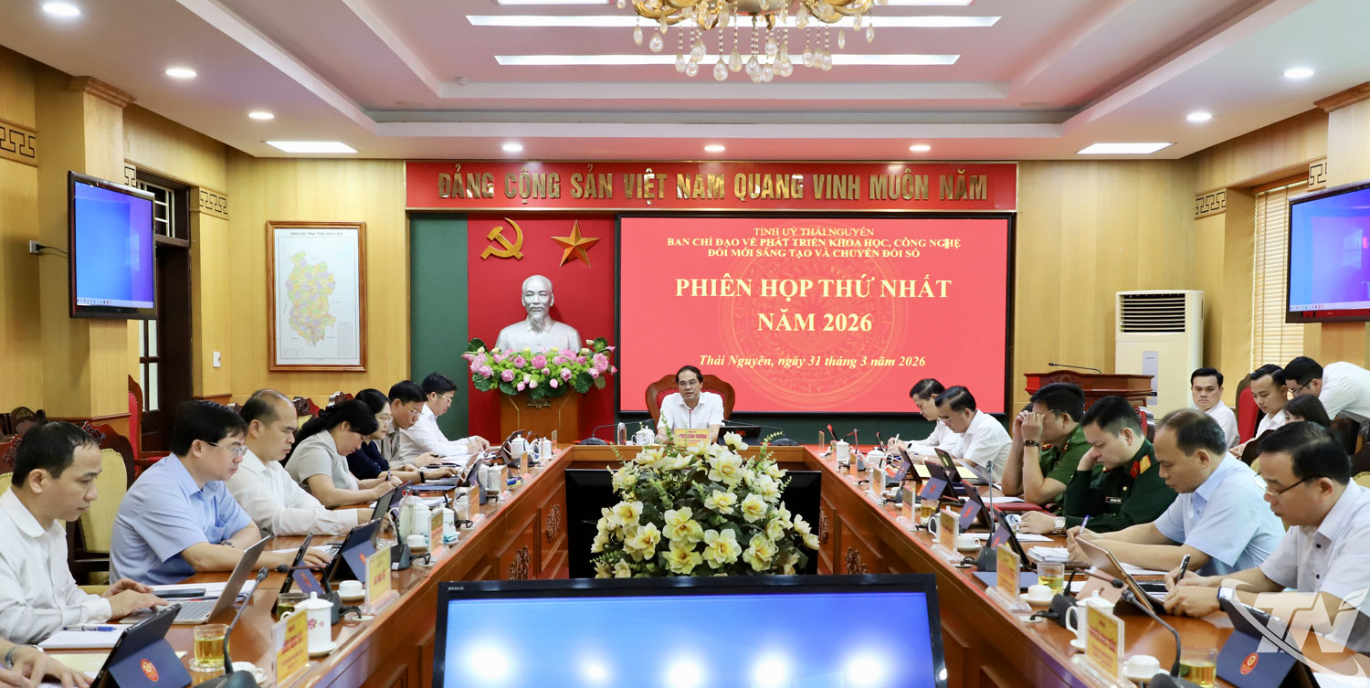 Quang cảnh Phiên họp.