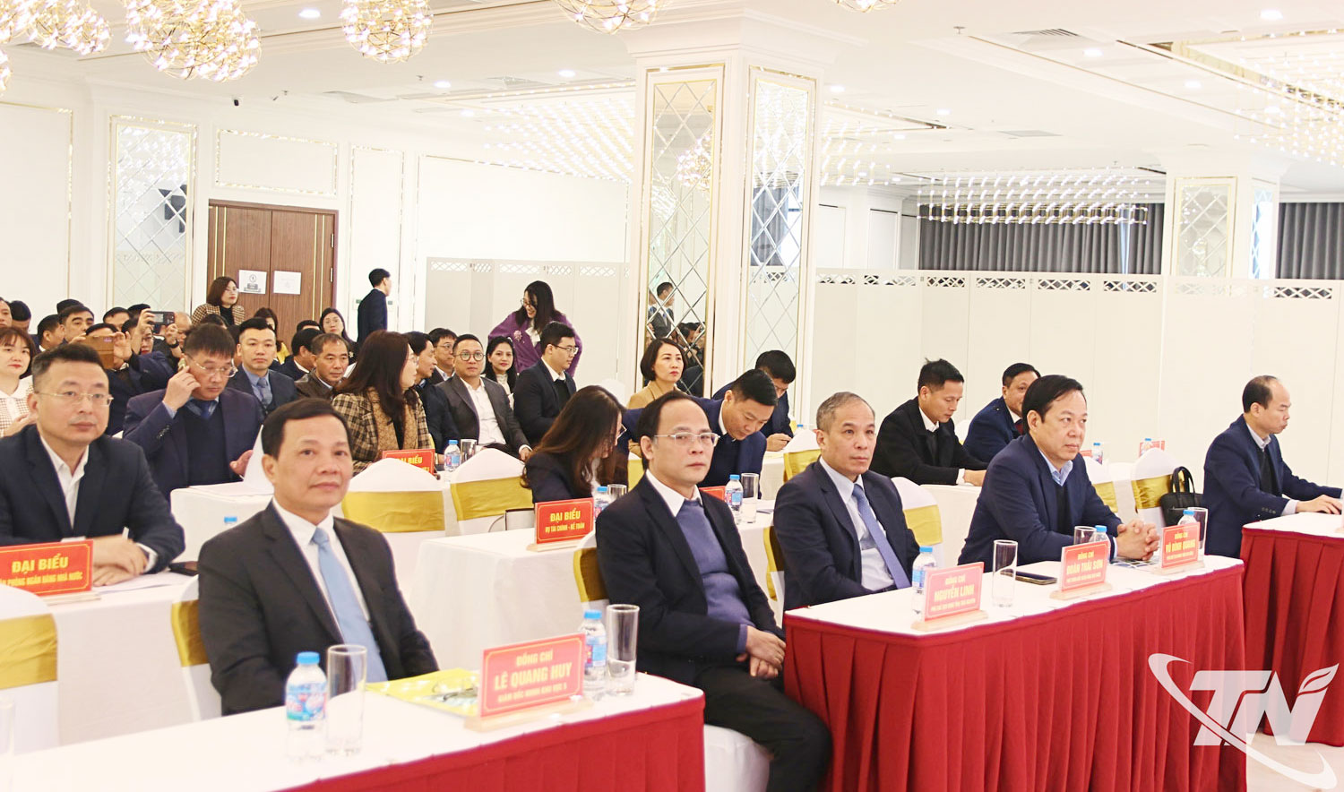 Các đại biểu dự Hội nghị.