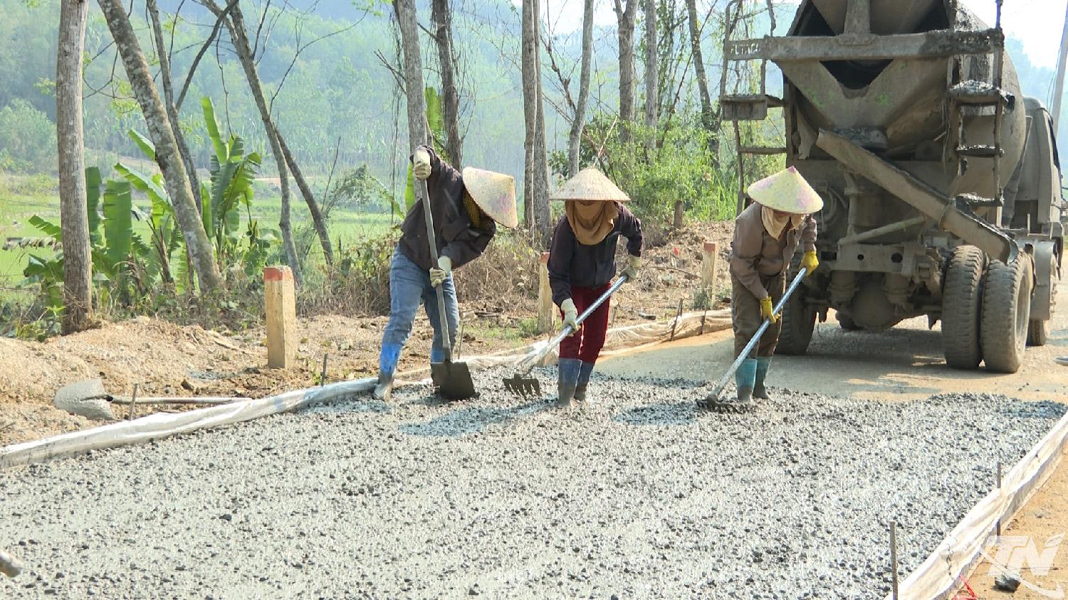 Xã Thanh Thịnh dành nhiều nguồn lực nâng cấp hệ thống giao thông.