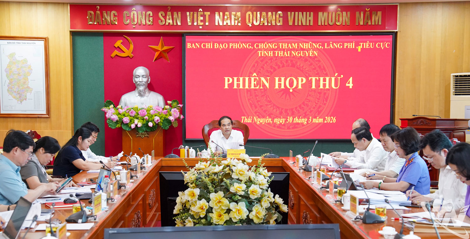 Đồng chí Trịnh Xuân Trường, Ủy viên Trung ương Đảng, Bí thư Tỉnh ủy, Trưởng ban Chỉ đạo, chủ trì Hội nghị.
