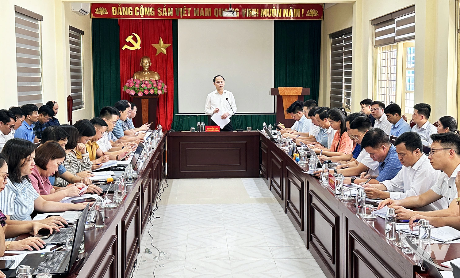 Đồng chí Phó Chủ tịch UBND tỉnh Thái Nguyên Nguyễn Linh phát biểu kết luận buổi làm việc.