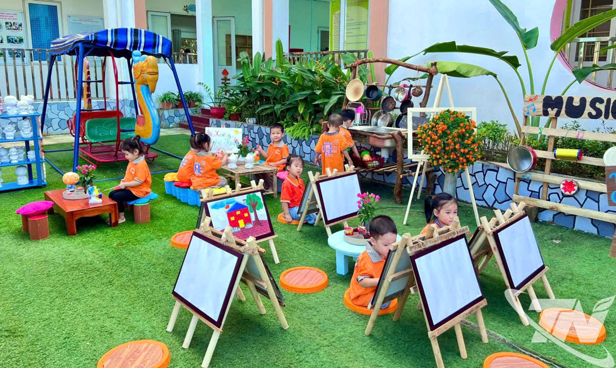 Học sinh Trường Mầm non Đồng Quang (phường Phan Đình Phùng) tham gia hoạt động trải nghiệm