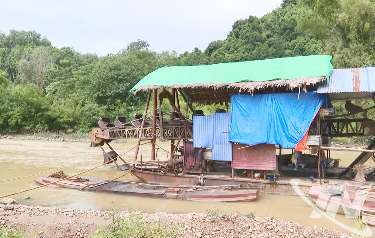 Hoạt động khai thác cát, sỏi của Công ty Cổ phần Sao Mai Bắc Kạn được triển khai đúng quy định, bảo đảm an toàn môi trường.