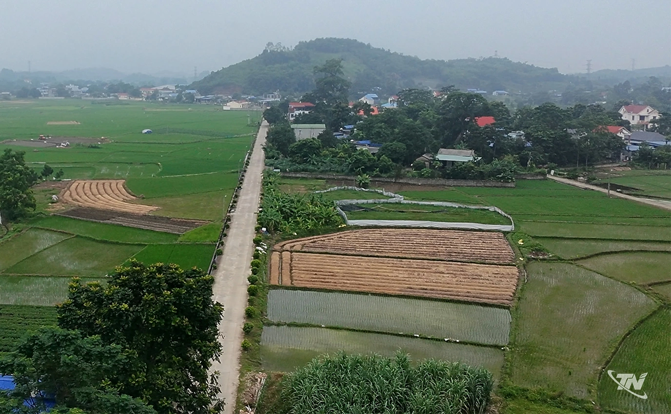 Diện mạo nông thôn xã Phú Thịnh ngày càng khởi sắc với hệ thống hạ tầng giao thông được quan tâm đầu tư, nâng cấp.