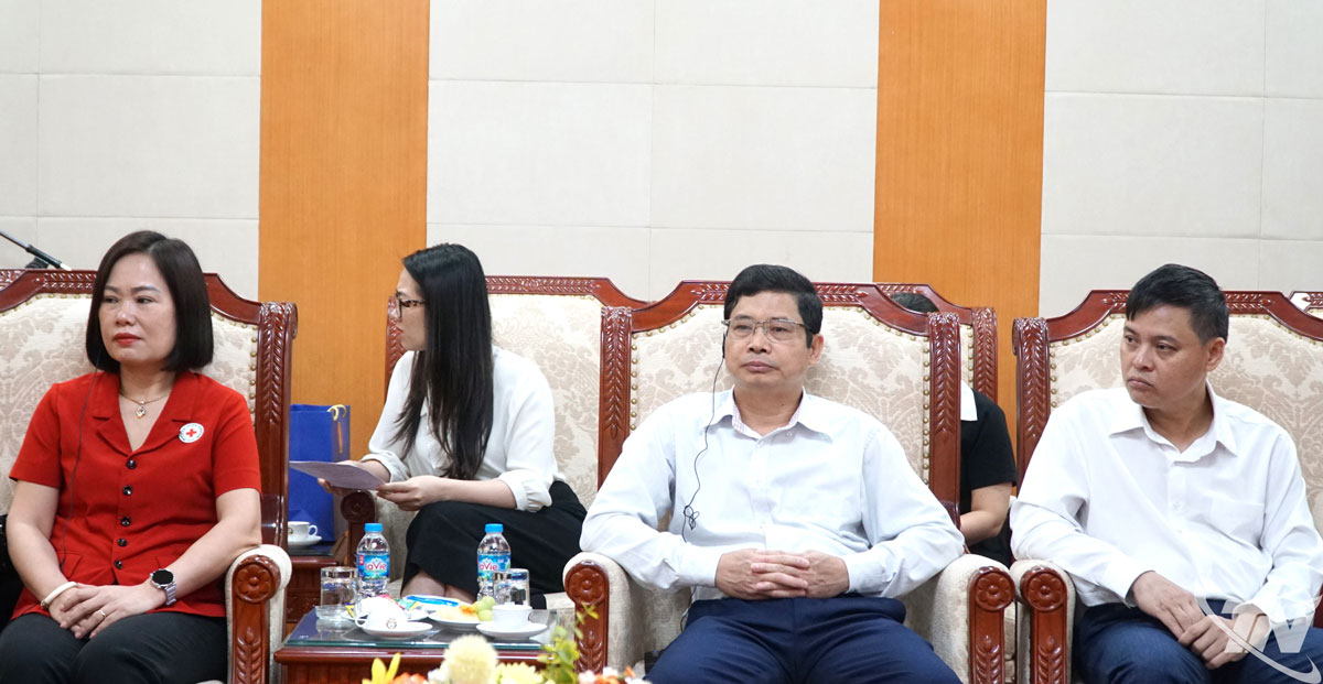 Các đại biểu của tỉnh Thái Nguyên tại buổi làm việc