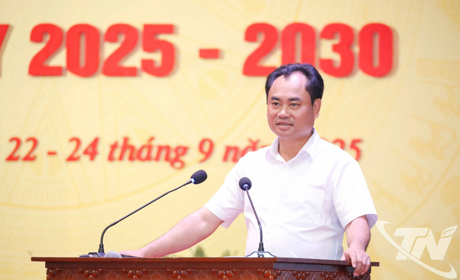 Đồng chí Bí thư Tỉnh ủy Trịnh Việt Hùng phát biểu chỉ đạo tại buổi tổng duyệt chương trình Đại hội.