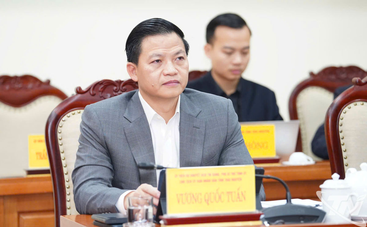 Đồng chí Vương Quốc Tuấn, Ủy viên dự khuyết Trung ương Đảng, Phó Bí thư Tỉnh ủy, Chủ tịch UBND tỉnh dự Hội nghị.