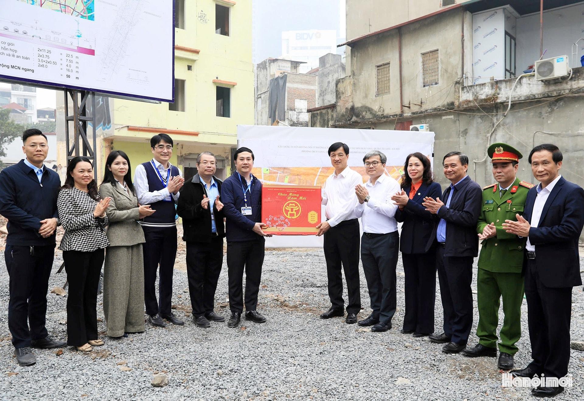 W_bi-thu-kiem-tra-8.jpg