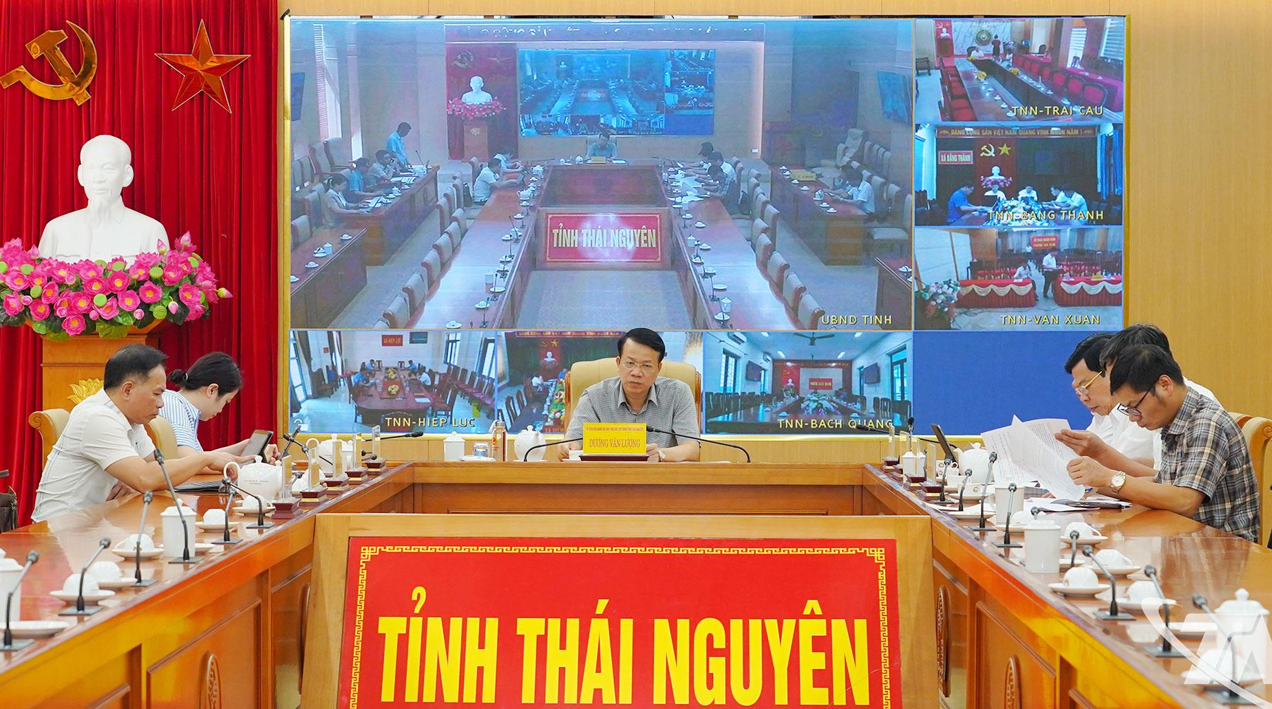 Hội nghị được kết nối với các địa phương trong tỉnh.