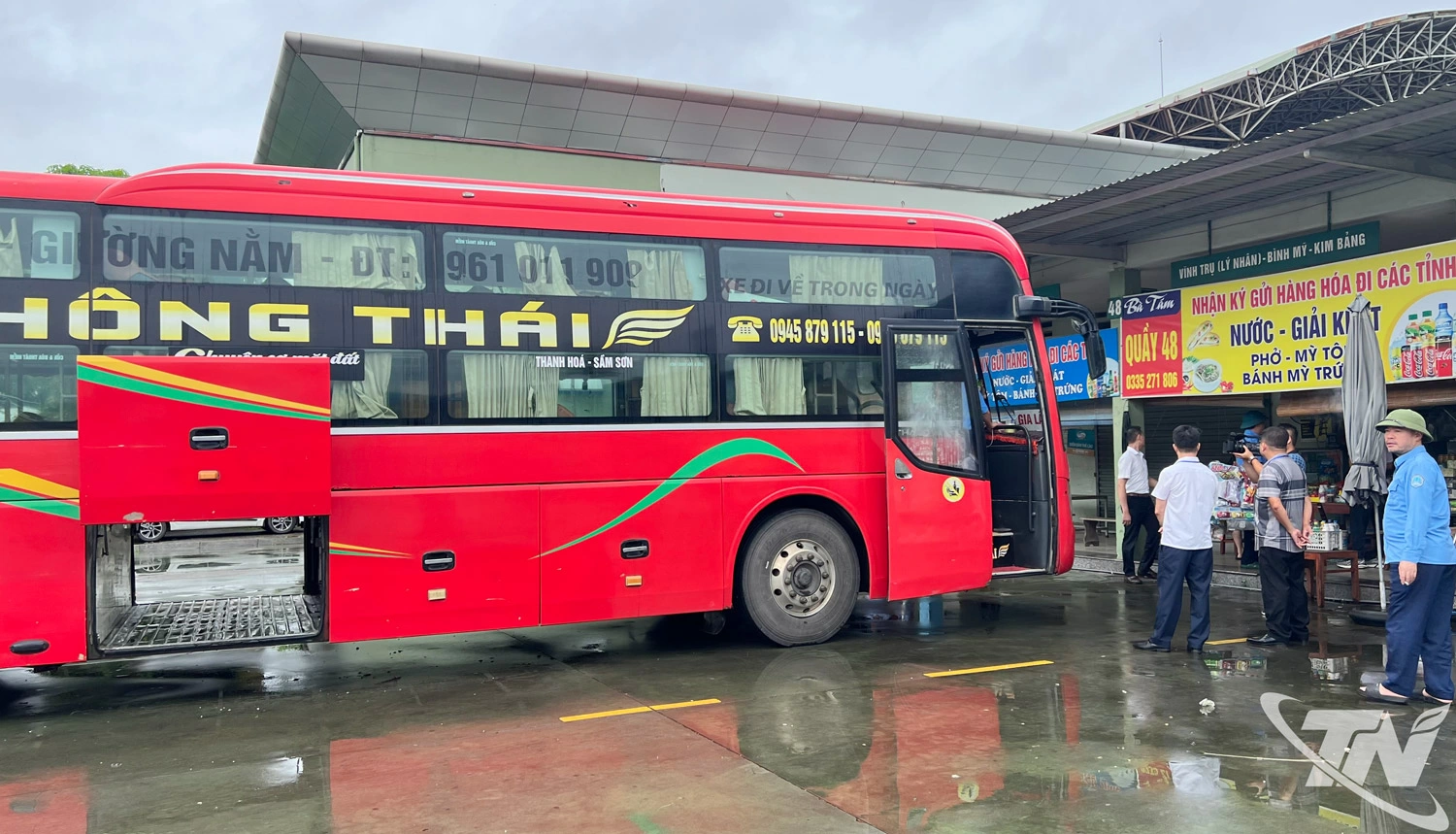 Bên cạnh hỗ trợ hoạt động kinh doanh, Hiệp hội chú trọng nâng cao ý thức chấp hành pháp luật, xây dựng văn hóa giao thông an toàn.