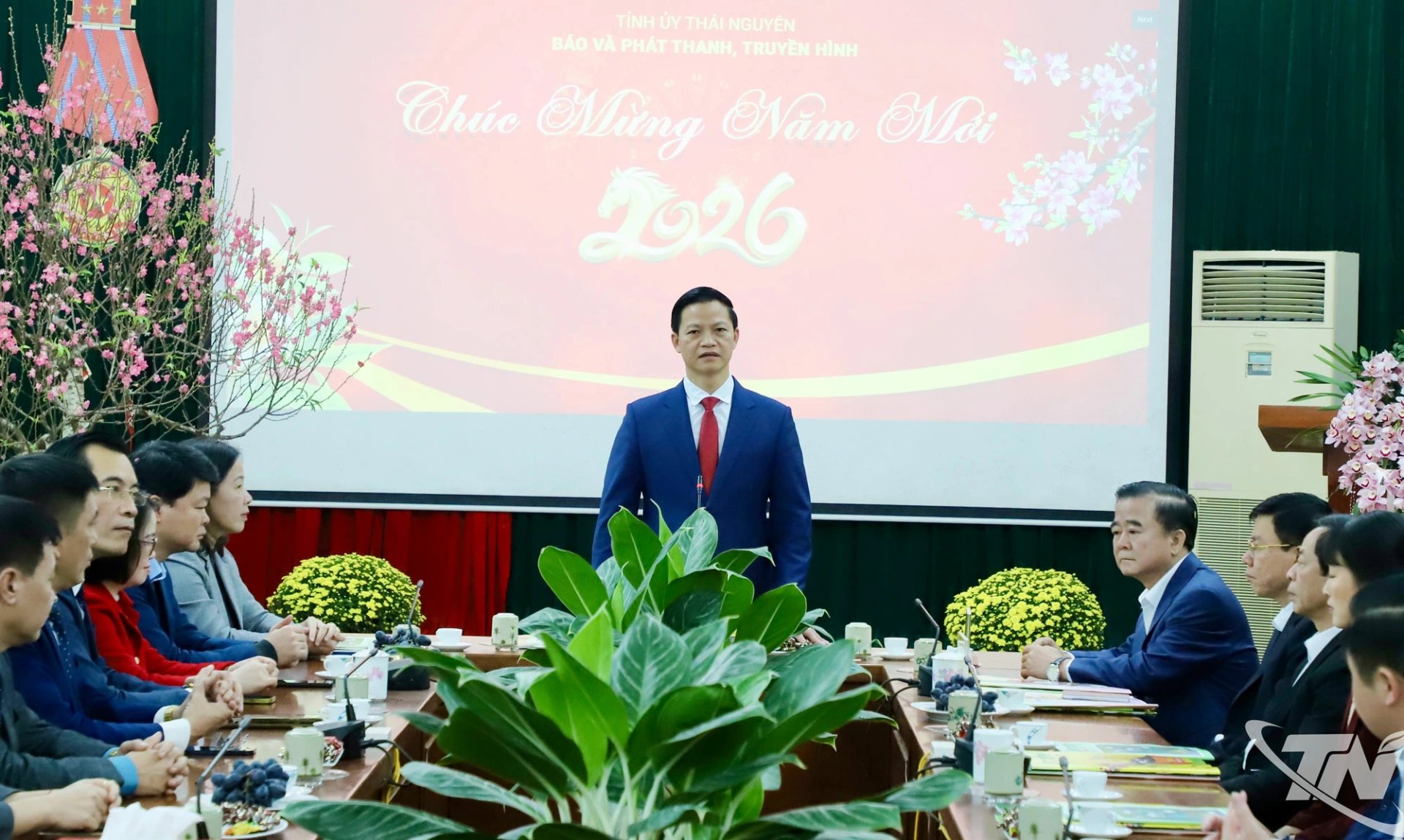 Đồng chí Chủ tịch UBND tỉnh Vương Quốc Tuấn chúc Tết tập thể Báo và Phát thanh, Truyền hình Thái Nguyên.