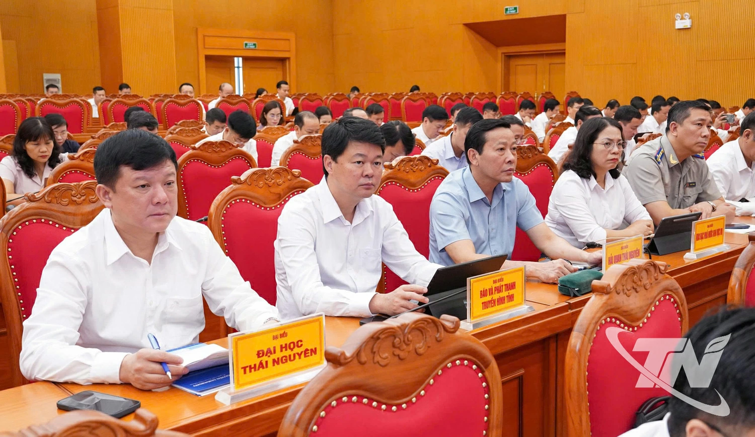 Đại biểu dự Hội nghị.