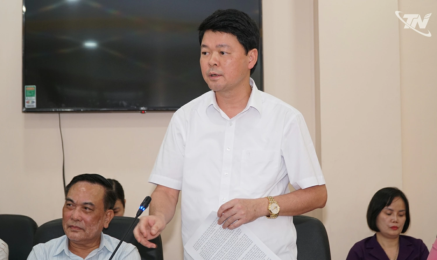 Đại biểu phát biểu tại hội nghị.