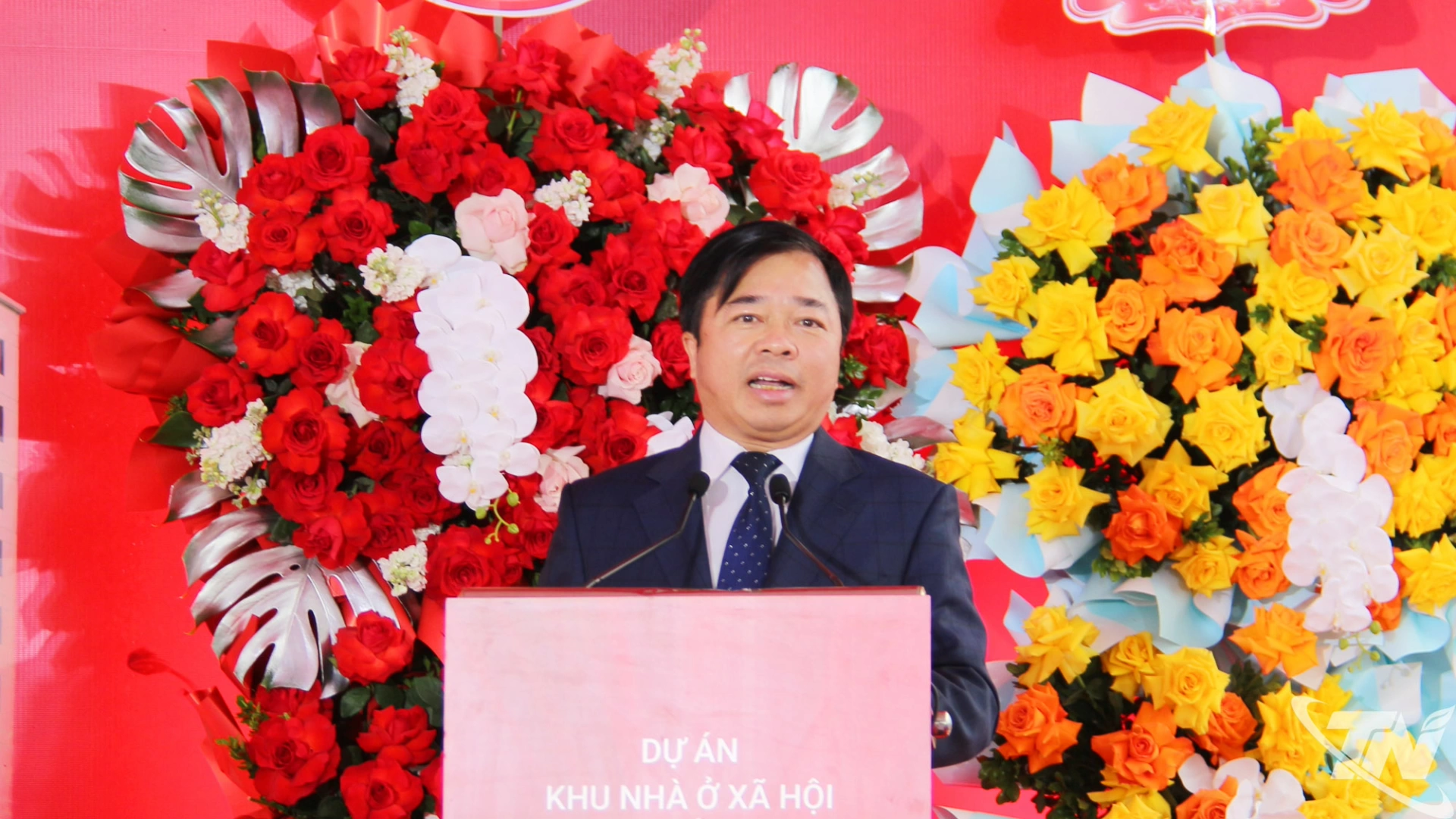 Đồng chí Phó Chủ tịch Thường trực UBND tỉnh Thái Nguyên Bùi Văn Lương phát biểu tại Lễ khởi công.