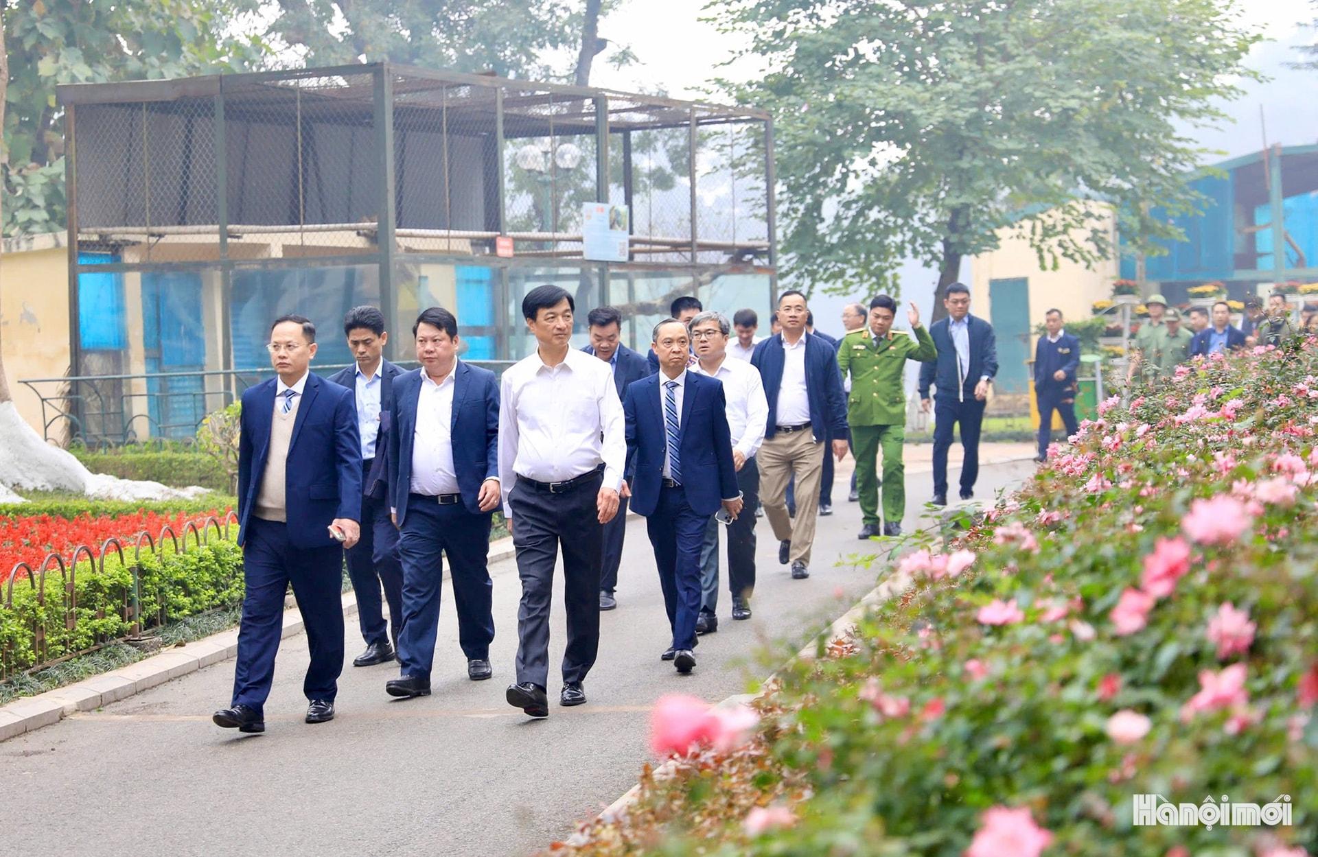 W_bi-thu-kiem-tra-1.jpg