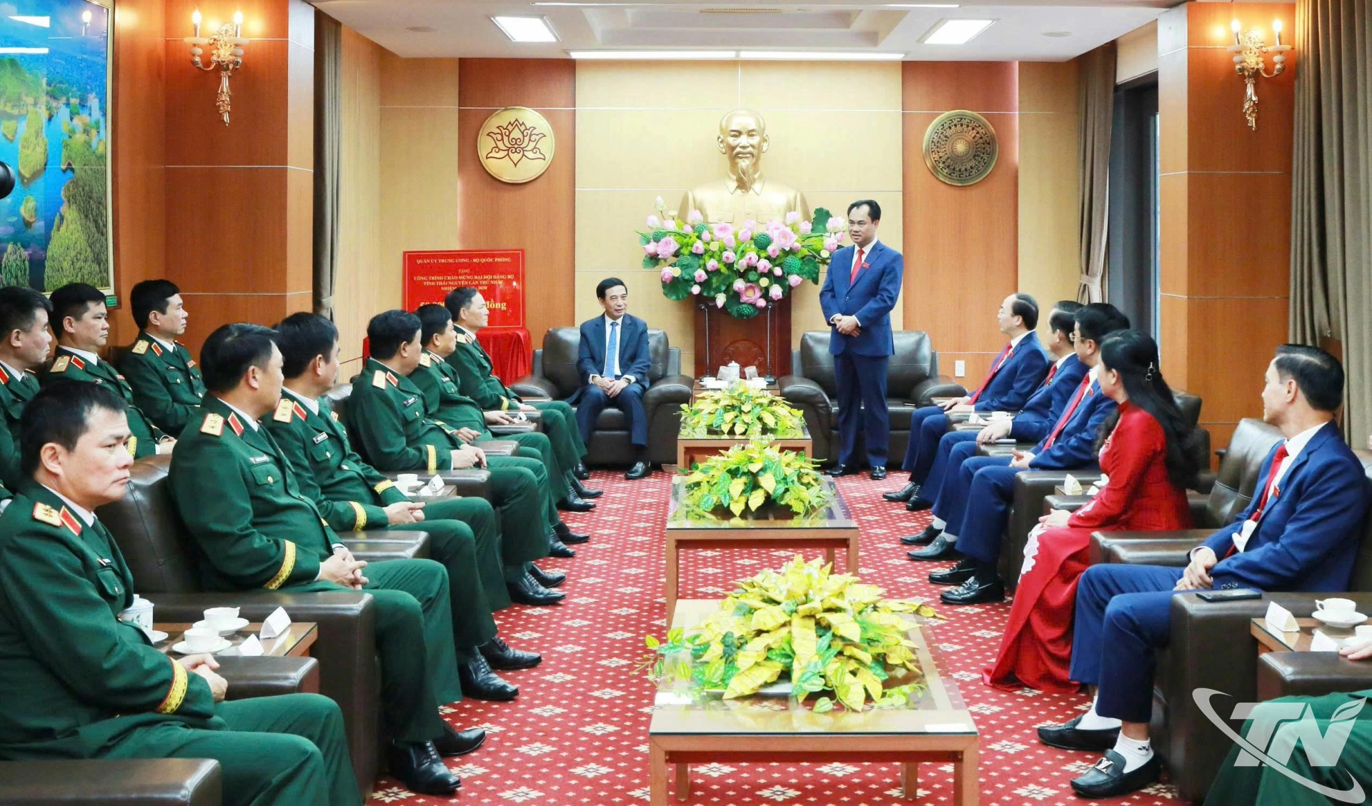 Đồng chí Trịnh Việt Hùng, Ủy viên dự khuyết Trung ương Đảng, Bí thư Tỉnh ủy Thái Nguyên phát biểu tiếp thu ý kiến chỉ đạo của