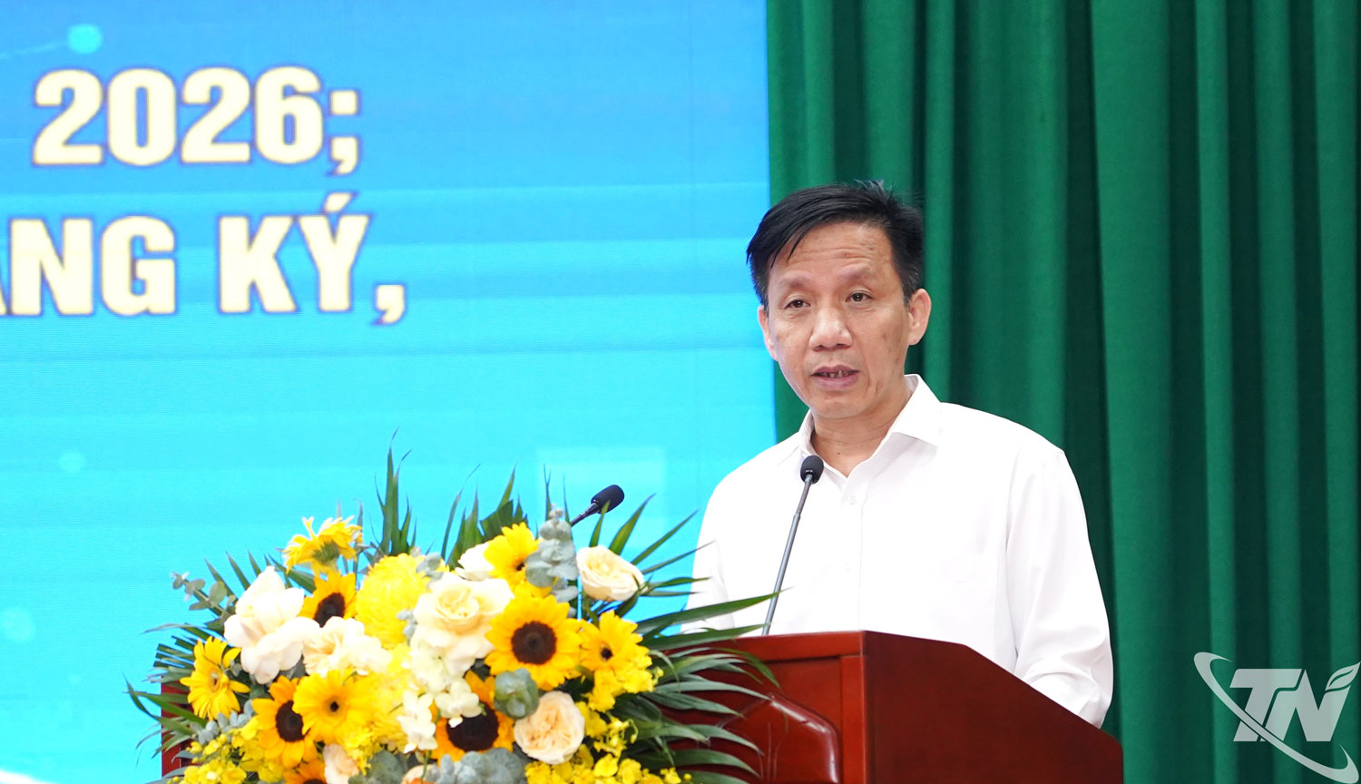 Lãnh đạo các sở, ngành triển khai Chiến dịch 100 ngày số hóa, làm sạch, chuẩn hóa dữ liệu; công tác đăng ký đất đai, lập hồ sơ địa chính và hoàn thiện cơ sở dữ liệu đất đai trên địa bàn tỉnh.