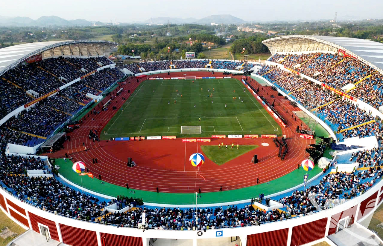 Sân vận động Thái Nguyên mới được khánh thành, đưa vào hoạt động, là công trình thể thao trọng điểm và địa điểm tổ chức các sự kiện văn hóa, thể thao lớn, góp phần kích cầu du lịch trên địa bàn tỉnh.