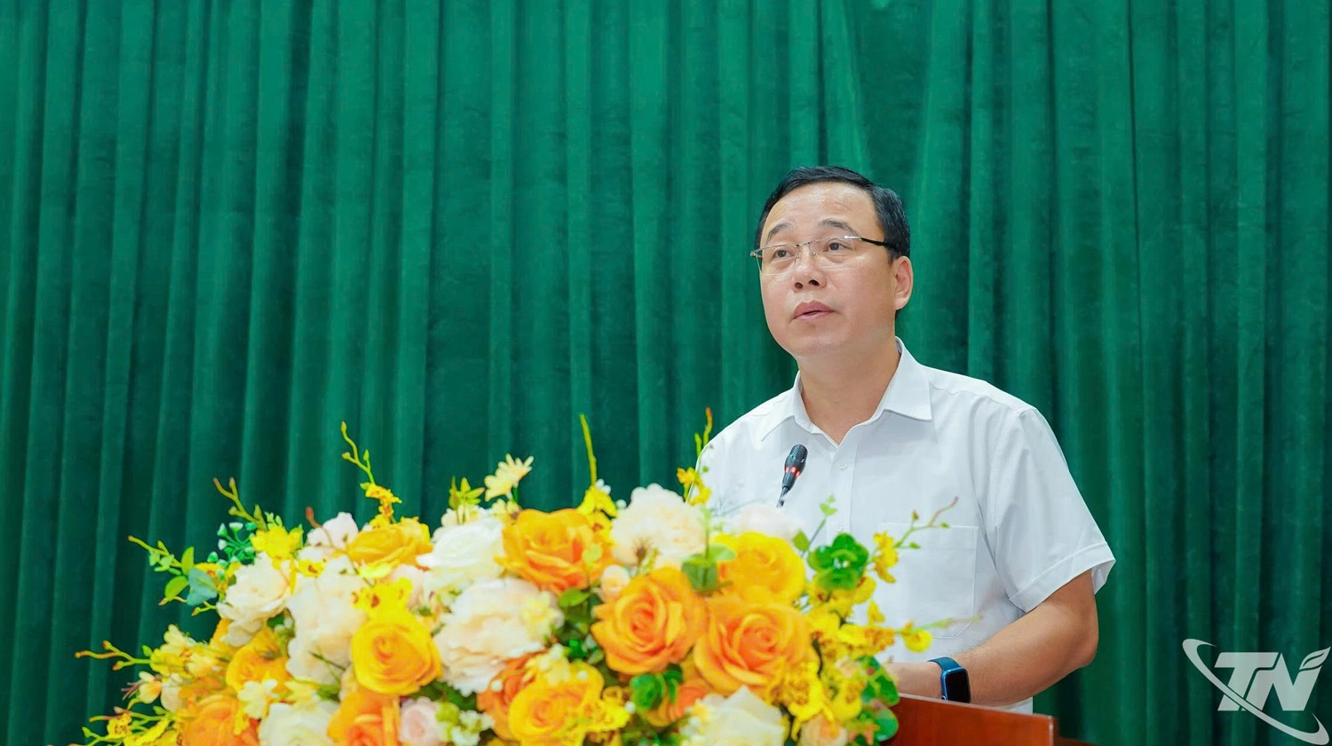 Lãnh đạo Sở Khoa học và Công nghệ báo cáo kết quả công tác tại buổi làm việc.