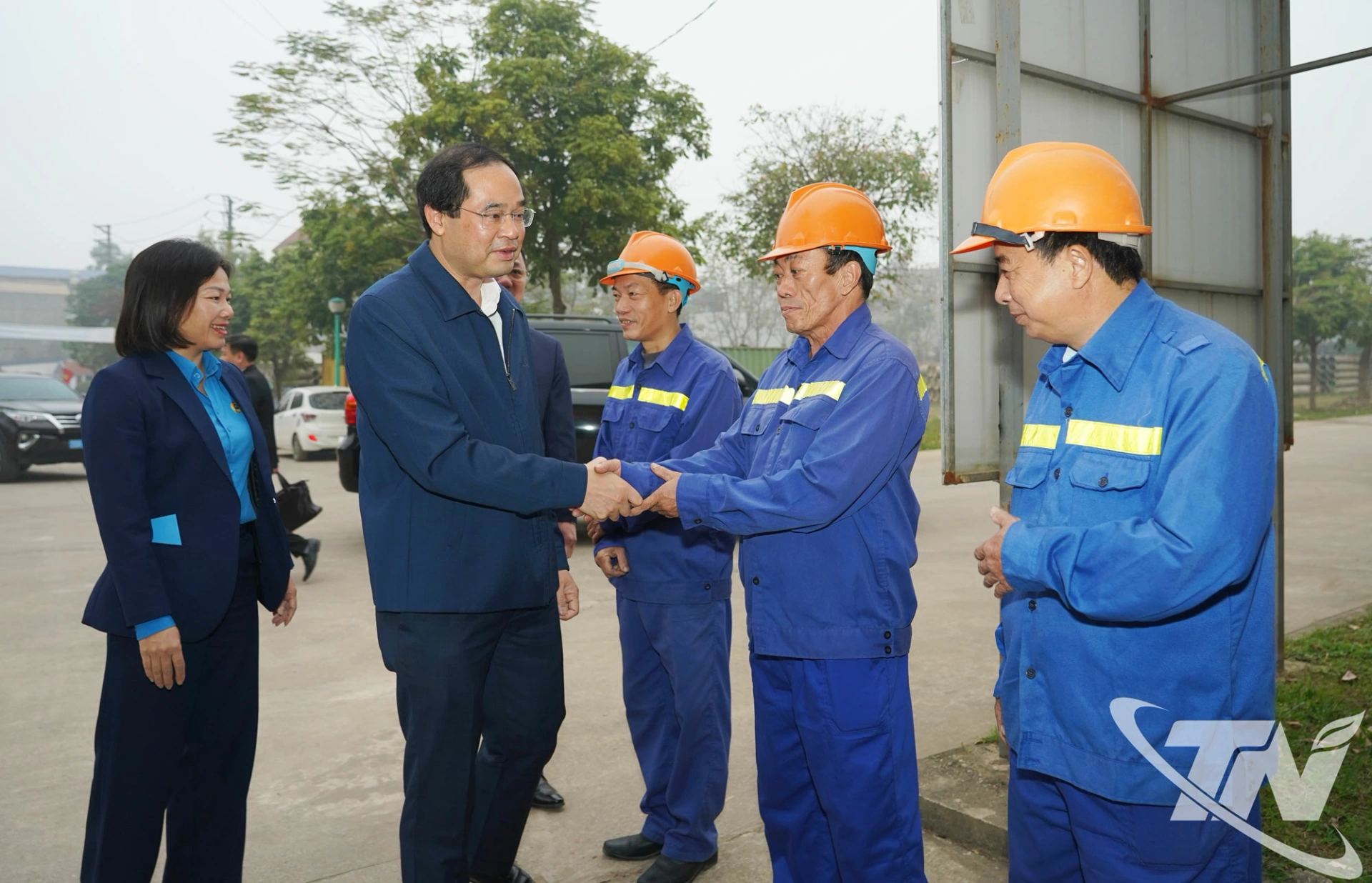 Đồng chí Bí thư Tỉnh ủy Trịnh Xuân Trường đến thăm Công ty Thoát nước và Phát triển hạ tầng đô thị Thái Nguyên.