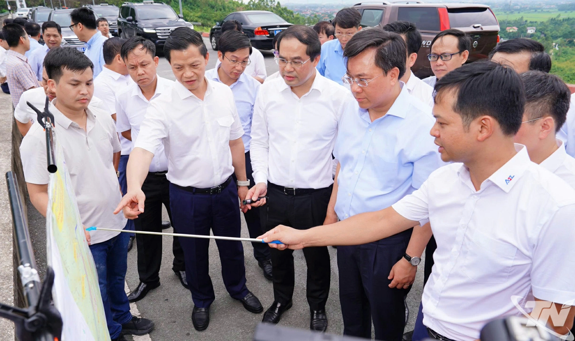   Lãnh đạo tỉnh Thái Nguyên và tỉnh Phú Thọ khảo sát thực địa vị trí đề xuất Dự án hầm đường bộ Tam Đảo, kết nối tỉnh Thái Nguyên – tỉnh Phú Thọ - TP. Hà Nội