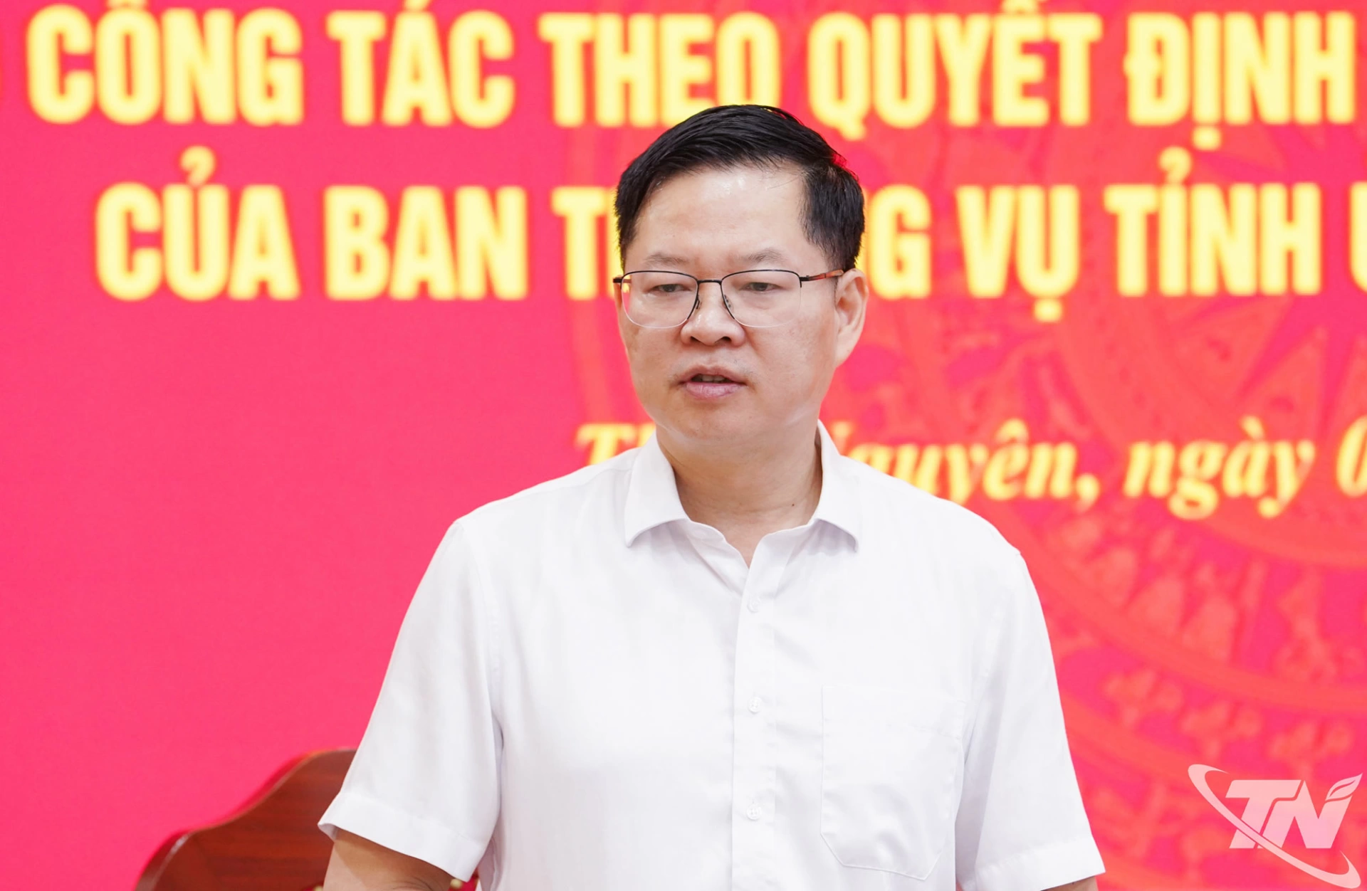 Đồng chí Đinh Quang Tuyên phát biểu kết luận Hội nghị.