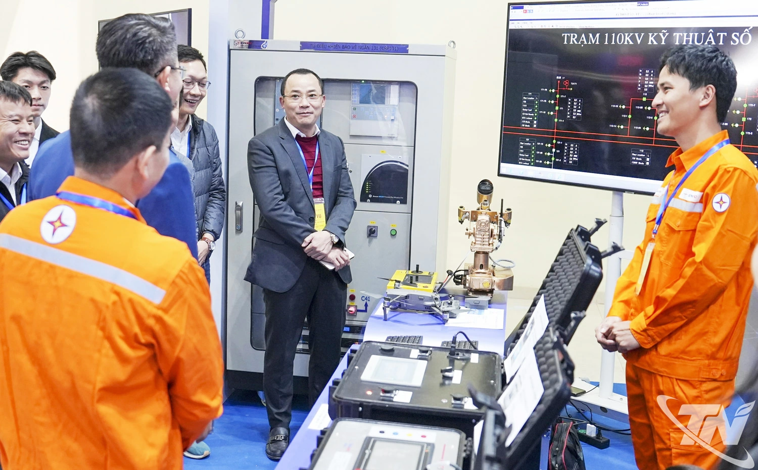 Trong khuôn khổ Hội nghị xúc tiến đầu tư tỉnh Thái Nguyên năm 2026, Công ty Điện lực   Thái Nguyên tham gia trưng bày, giới thiệu các sản phẩm, giải pháp khoa học - công nghệ   tiêu biểu của ngành Điện.