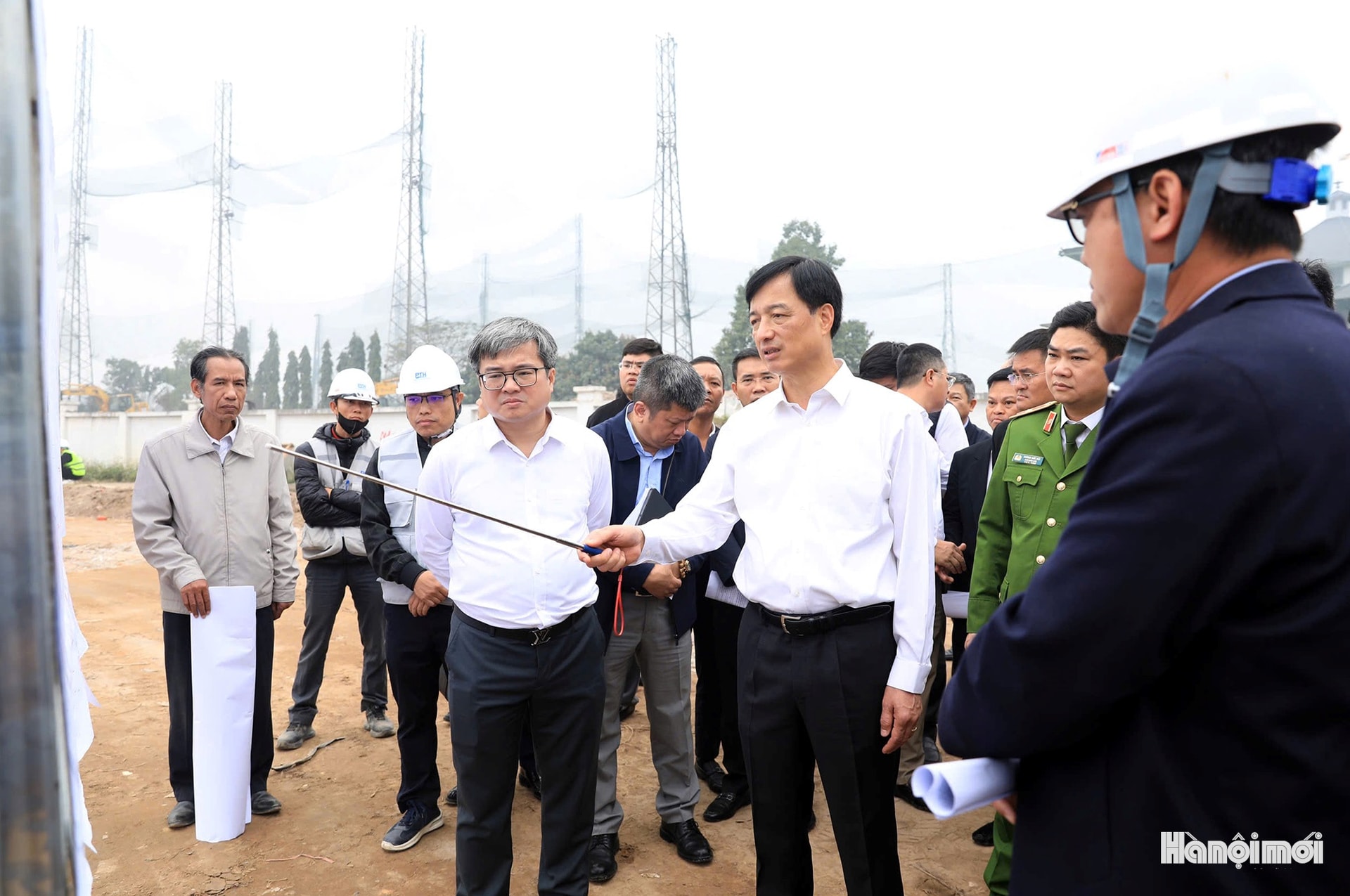W_bi-thu-kiem-tra-13.jpg