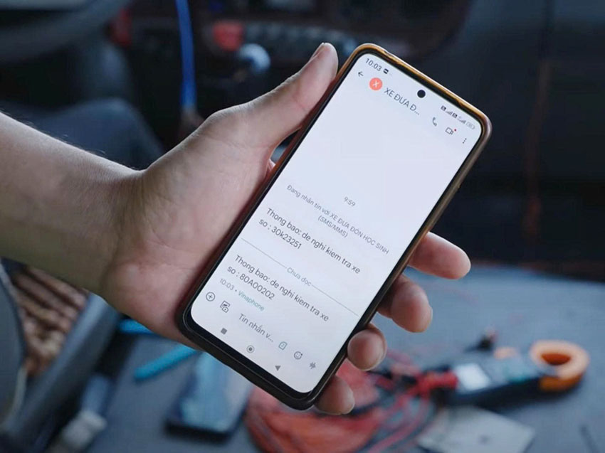 Thiết bị sẽ tự động gọi điện và gửi tin nhắn khẩn cấp sau 3 phút.