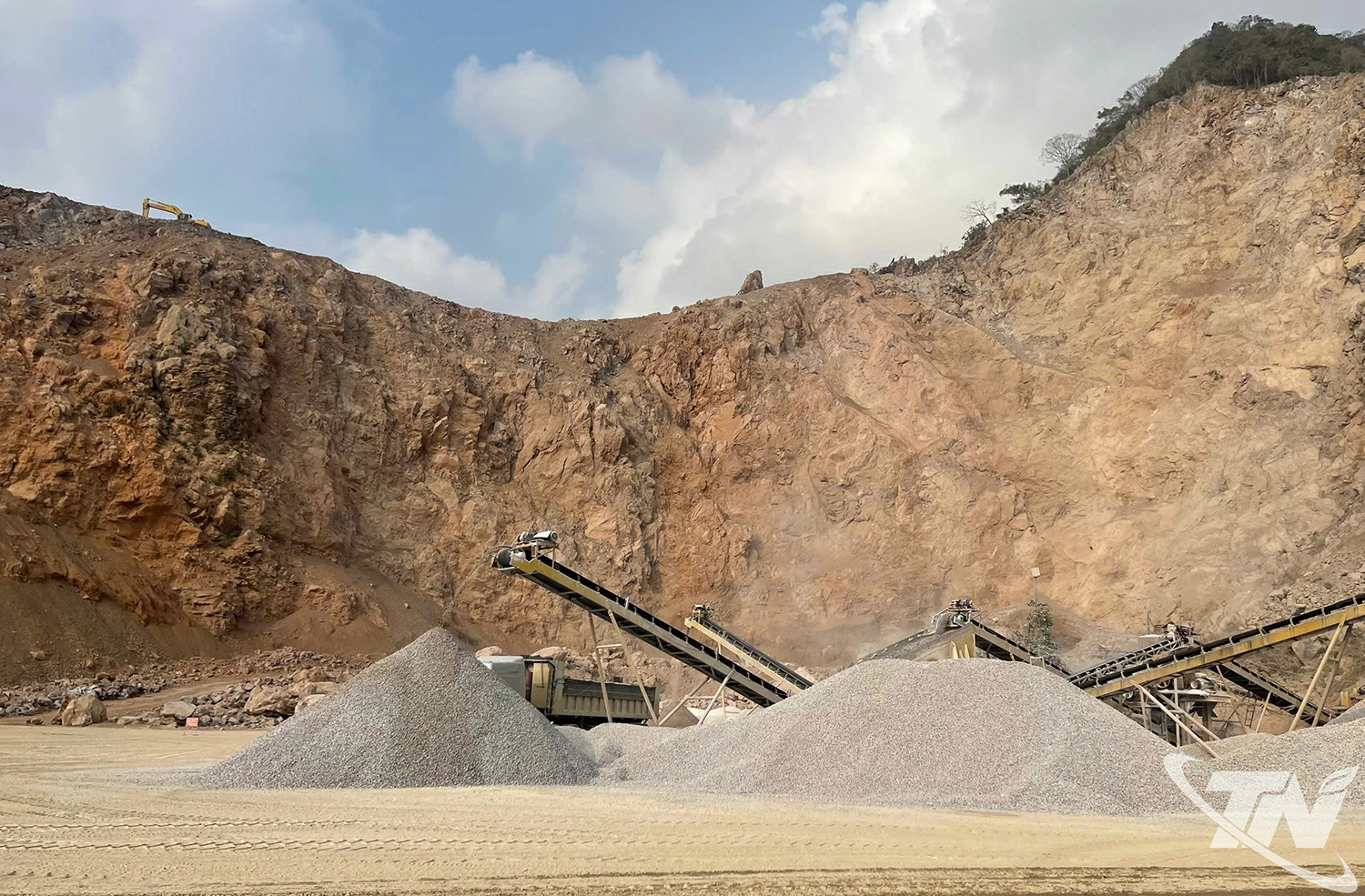 Mỏ đá Lũng Chò đã nâng công suất lên 500.000 m3/năm, đáp ứng nhu cầu cho các công trình trọng điểm của tỉnh Thái Nguyên