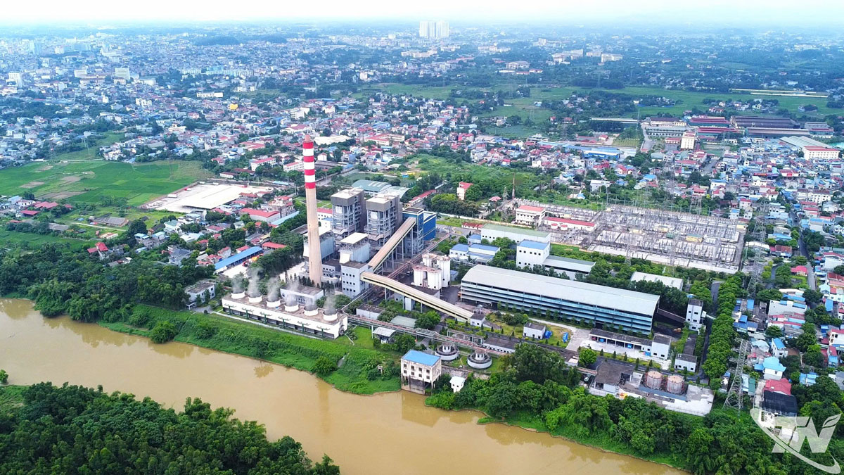 Mô hình “Nhà máy công viên” với tiêu chí sáng - xanh -  sạch - đẹp ở Công ty nhiệt điện Cao Ngạn. Ảnh: Xuân Lộc