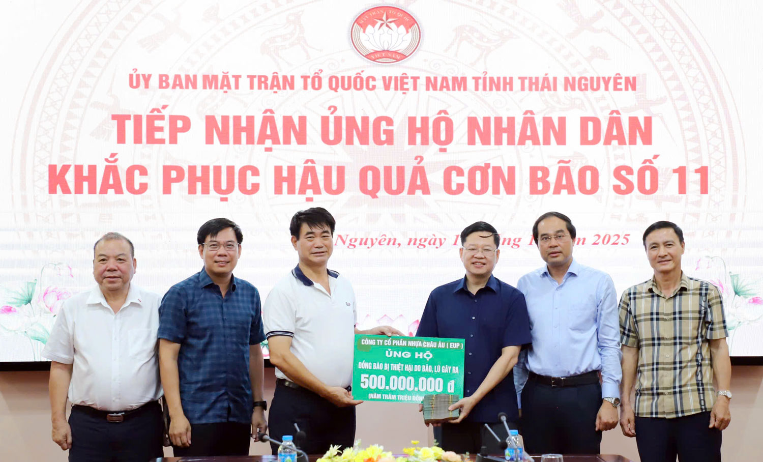 Công ty Cổ phần Nhựa Châu Âu (EuP) trao tặng 500 triệu đồng