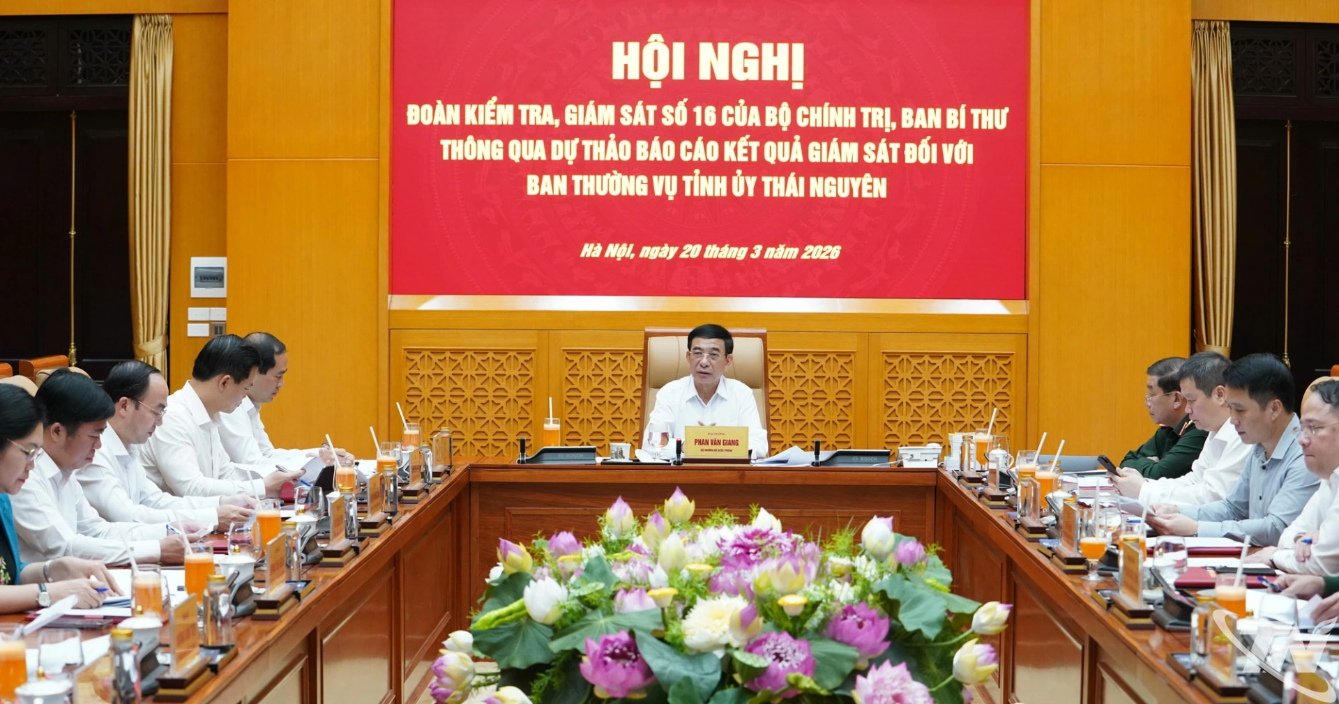 Đại tướng Phan Văn Giang chủ trì Hội nghị.