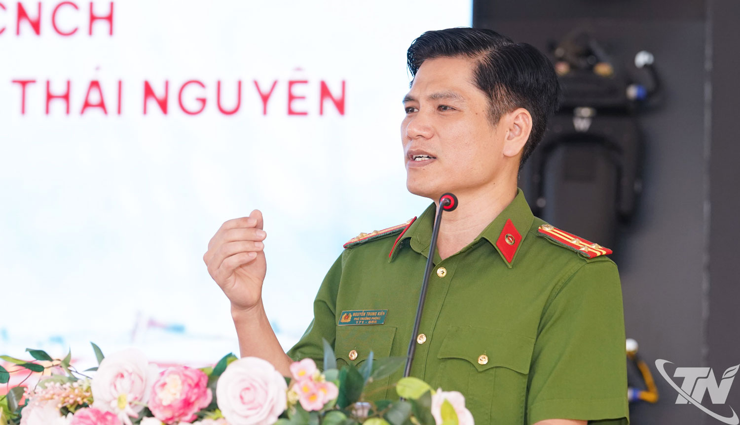 Lãnh đạo
