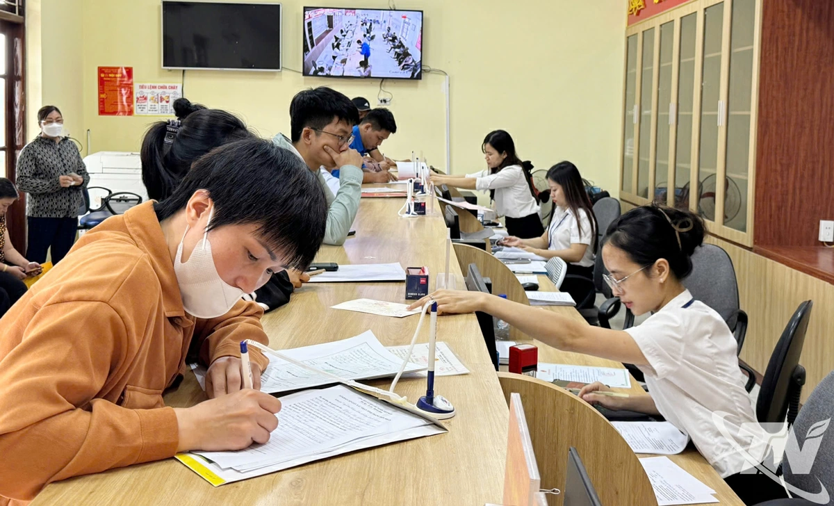 Trung tâm tâm phục vụ hành chính công phường Bách Quang tỉnh Thái Nguyên.