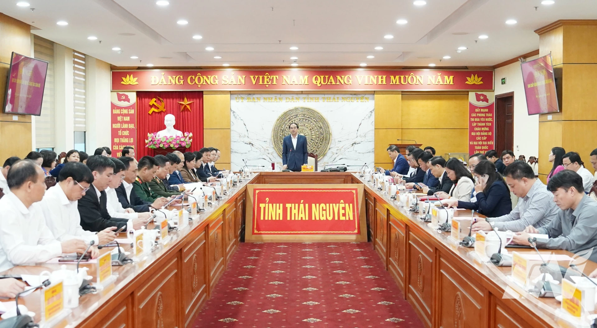 Đồng chí Bí thư Tỉnh ủy Trịnh Xuân Trường chủ trì Hội nghị Ban Thường vụ Tỉnh ủy, Ban Chấp hành Đảng bộ tỉnh