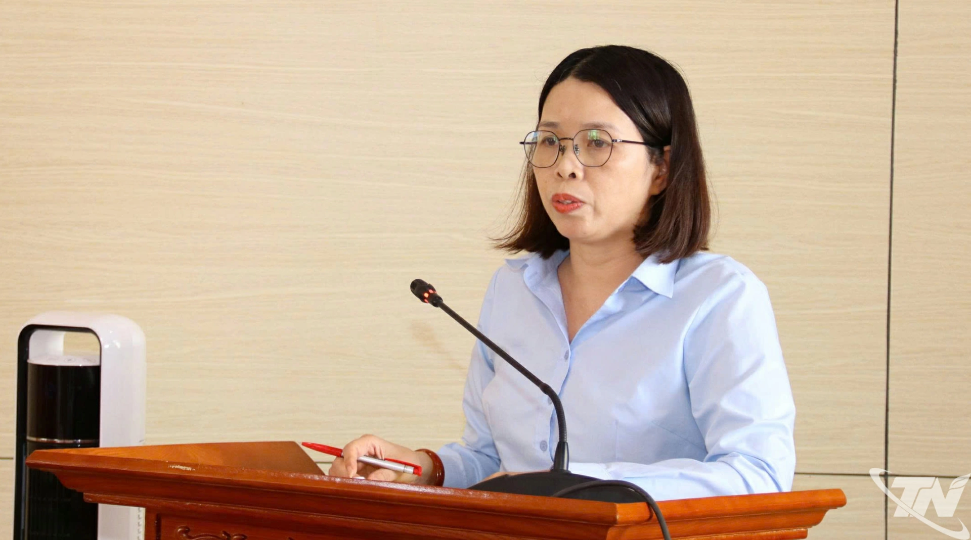 Lãnh đạo Sở Tài chính thông tin về tình hình phát triển kinh tế - xã hội 6 tháng đầu năm 2026 của tỉnh.
